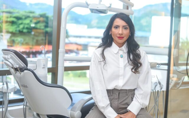 Dra. Andréa Melo